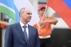 С Днем России! С Днем России!