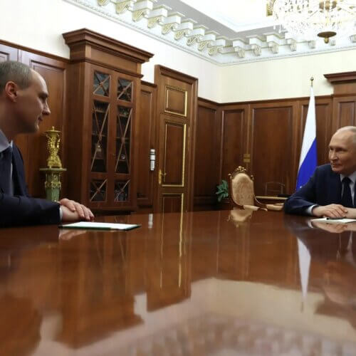 Губернатор Денис Паслер поздравил Президента РФ Владимира Путина с днем рождения